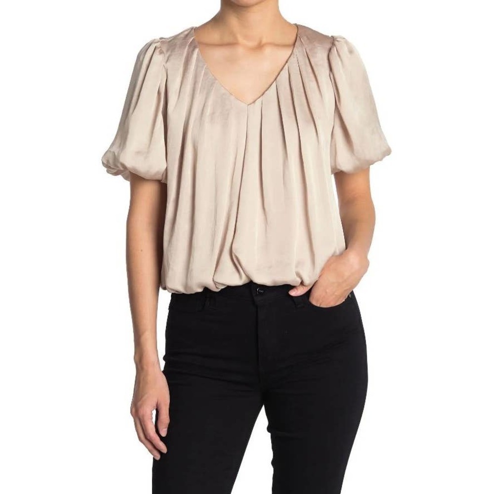 ASTR Women's Bubble Hem Short Sleeve Top Blouse  Size M